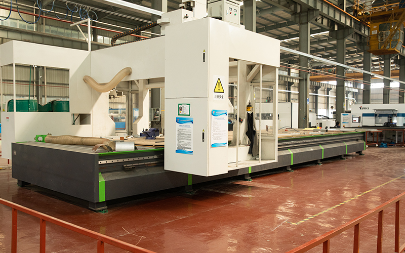 Five axis machining center